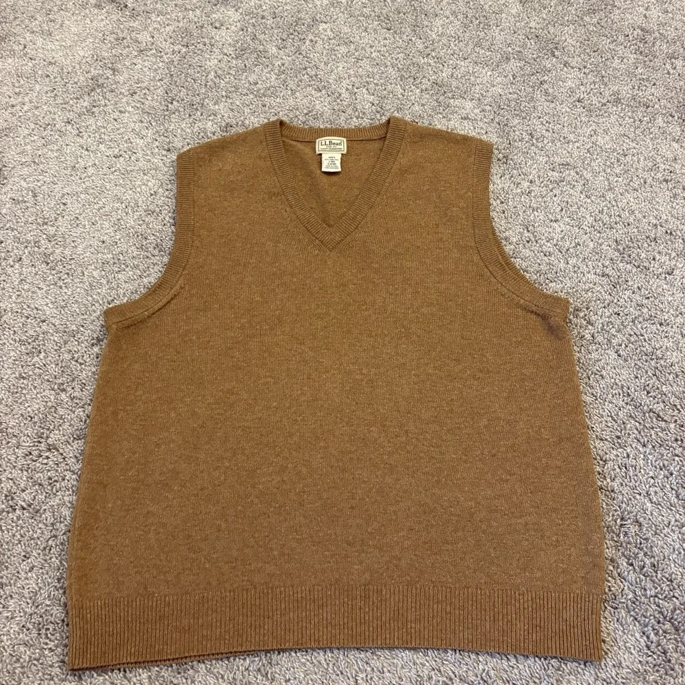 L.L. Bean Vest Men's L Reg Brown 100% Lambs Wool V-Neck Pullover Knit Classic